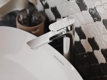 Смеситель для раковины PIANO однорычажный высокий без донного клапана, хром глянец