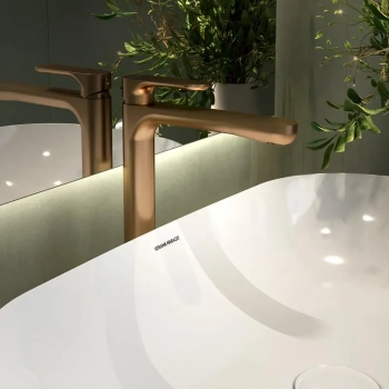 Смеситель для раковины OLE однорычажный высокий без донного клапана, золотой атласный